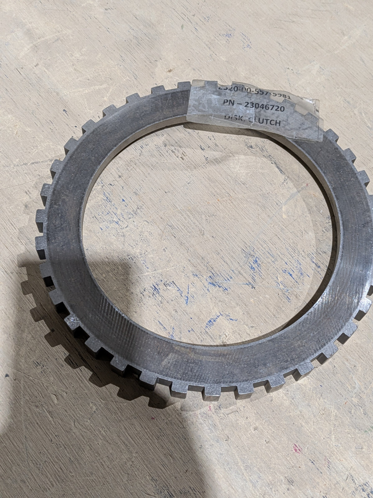 Allison Transmission Inc 29518131 Clutch Disk - NSN 2520-00-557-5981 - inventory label