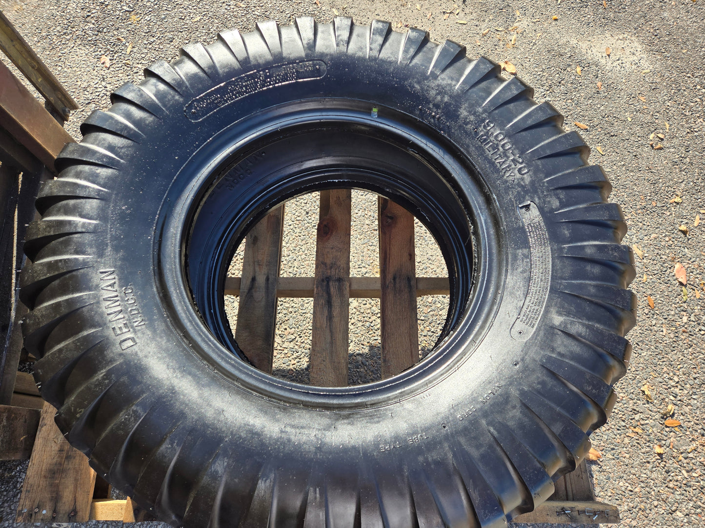 NEW MILITARY M35A2 2.5 TON TRUCK TIRE DEUCE & HALF TIRE 373 9.00-20 100%+