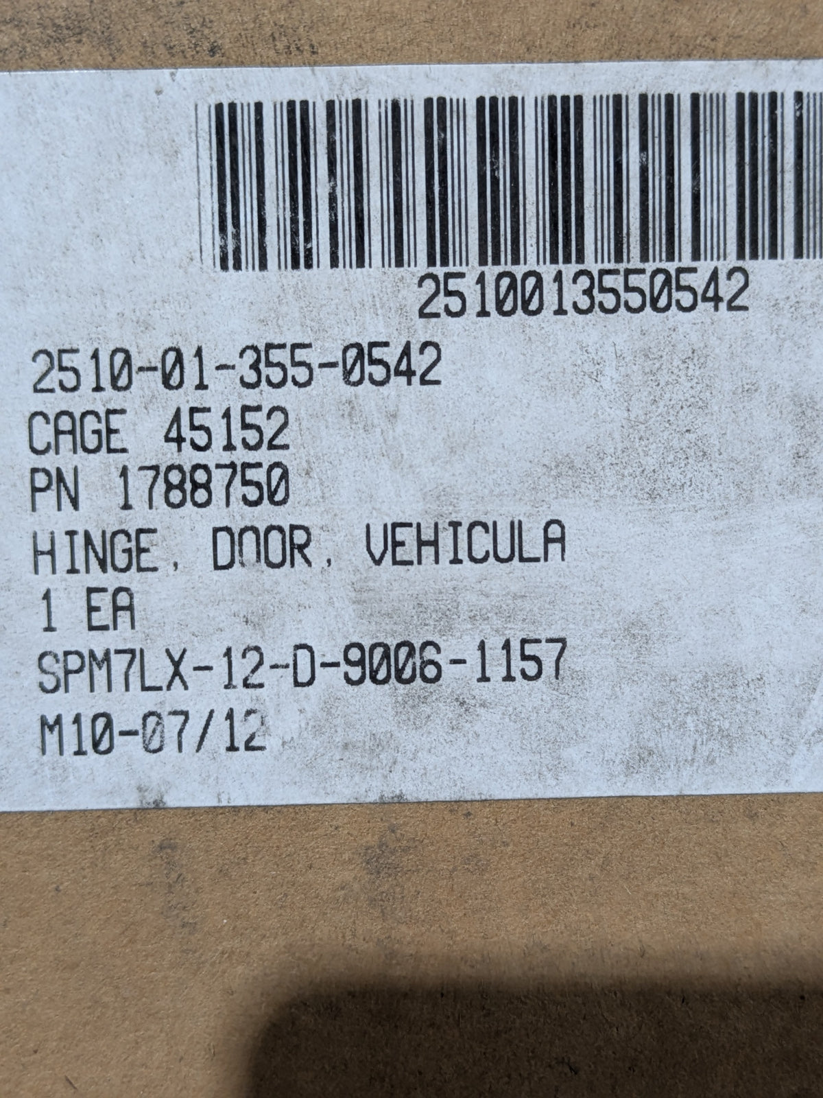 Oshkosh Defense LLC 1788750 Vehicular Door Hinge - NSN 2510-01-355-0542 - inventory label