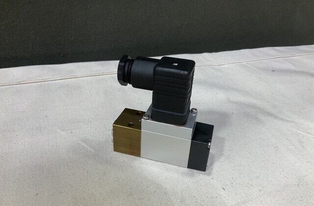 TRAFAG PICOSTAT 9B0.2074 COMPACT BLOCK PRESSURE SWITCH -0.6 TO 3.4 BAR 9B02074