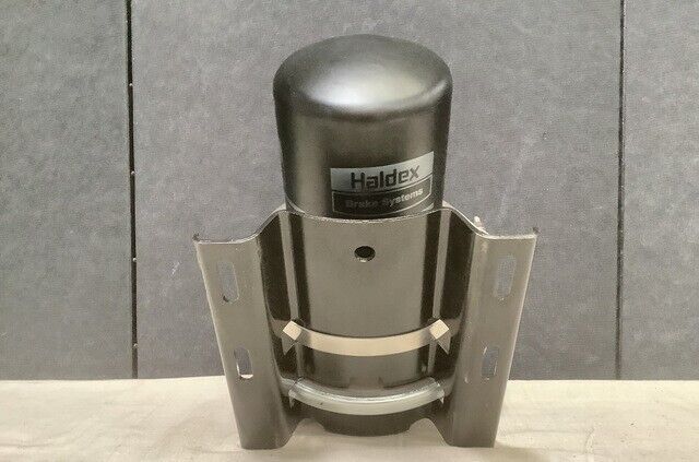 NEW M35A3 M939 N4250B AIR DRIER MILITARY TRUCK W/ ABS RCSK16384 4440-01-407-5135