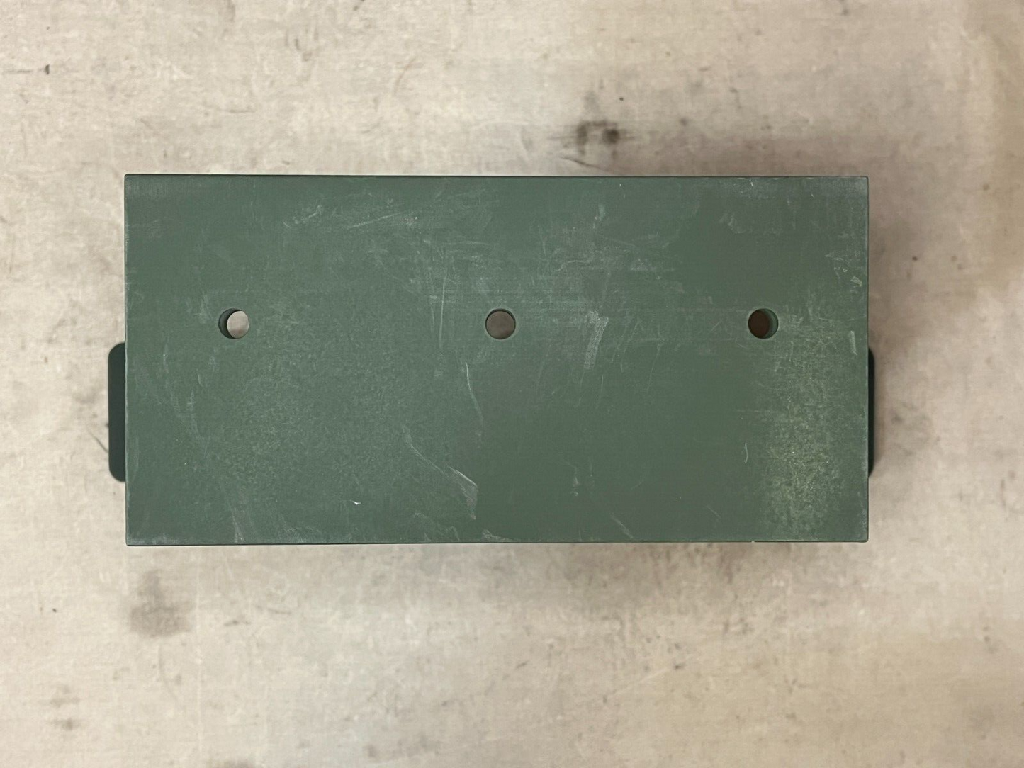 MILITARY UTILITY TRUCK 12518580 SIDE STOWAGE MOUNTING BRACKET 5340-01-593-9610