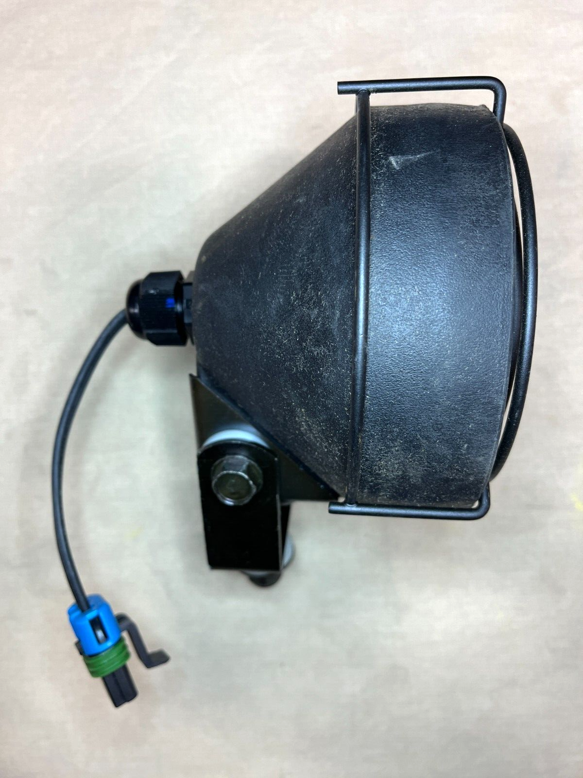 USA 3855653 JW SPEAKER MILITARY HMMWV BACKUP LIGHT FOR HUMMER H1 1403072 12-24V