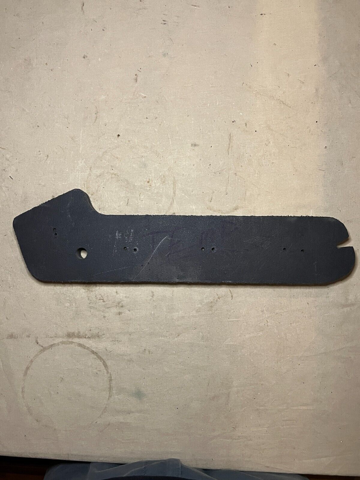 HOOK STORAGE FORWARD 50000007 FITS FOR 26 FT TANB, SICR 1612 2040-01-564-1269