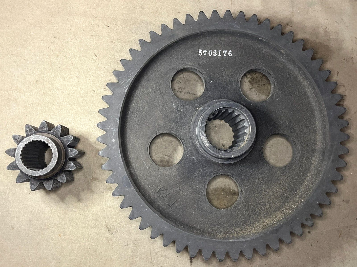 US ARMY MATCHED SPUR FINAL DRIVE GEAR PINION SET 5703176 3020-00-020-2284