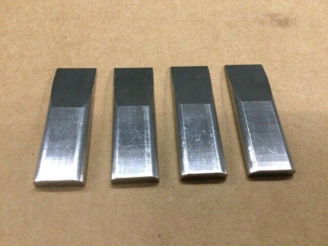 (1) MRAP-MAXXPRO BAE SYSTEMS VEE00505 CATCH STRIKE 3911564C1 5340-01-632-51