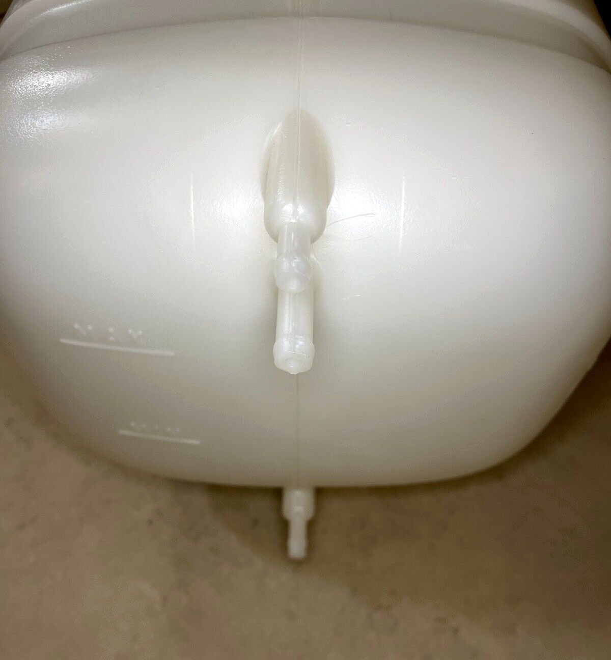 RTCH 53, 000 Lb EP-0003136 DIESEL ENGINE COOLANT FLUID TANK 2815-01-479-8859 NOS