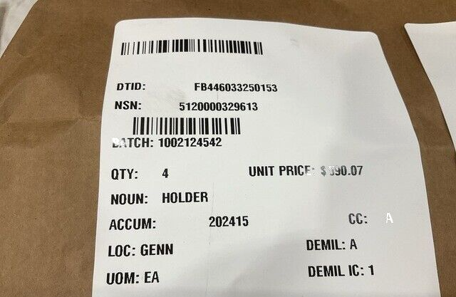 (1EA) T56 TURBOPROP ENGINE ALLISON 3755 HOLDER ASSEMBLY 5120-00-032-9613 NOS