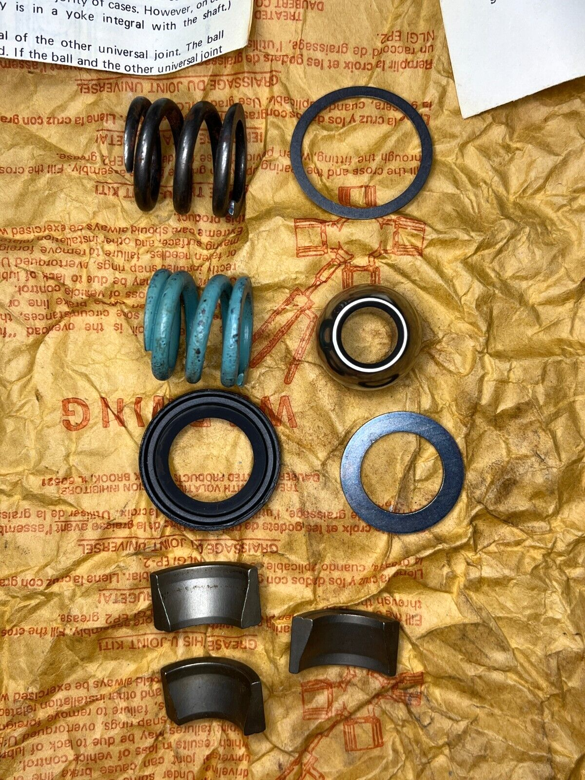 CUCV DANA 211009X UNIVERSAL JOINT REPAIR PARTS KIT CVK2A 2-9302 2520-01-035-6670