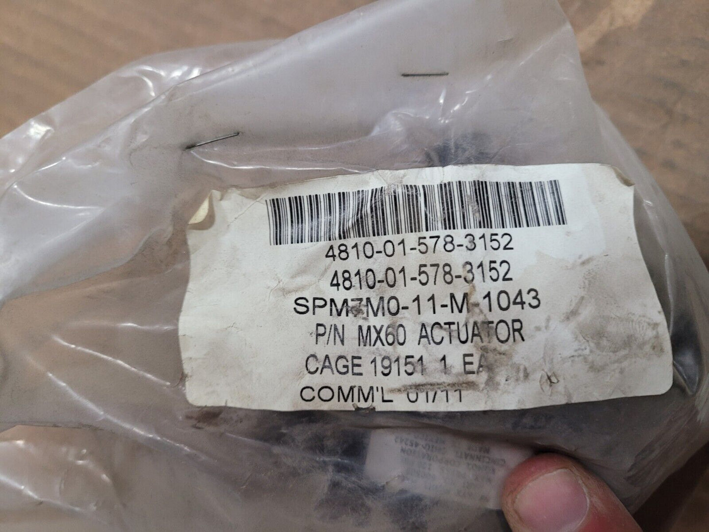 New MX60 600500 Hydraulic-pneumatic Actuator Valve 120 PSI 4810-01-578-3152