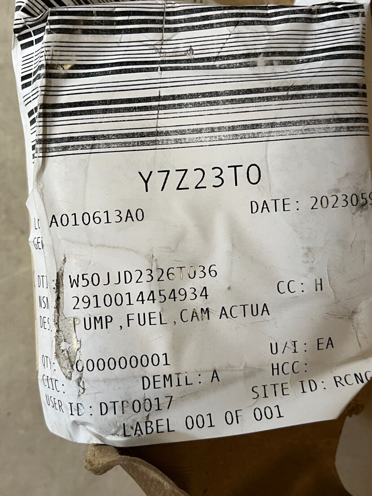 GENUINE OEM KUBOTA 15821-52030 CAM ACTUATED FUEL PUMP 50494A 2910-01-445-4934