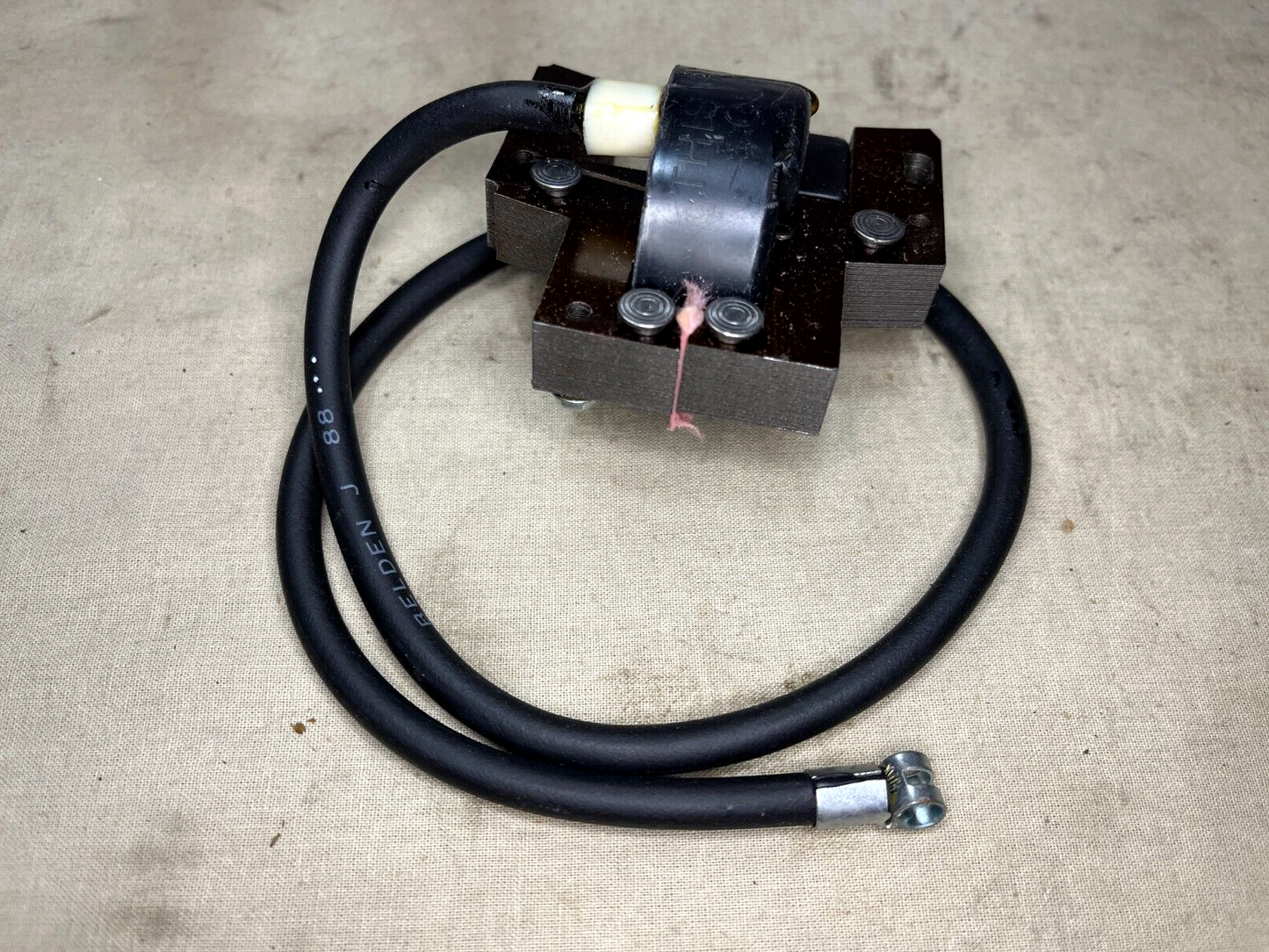 OEM BRIGGS & STRATTON 398811 12V IGNITION MAGNETO COIL 398265 2920-01-210-6593