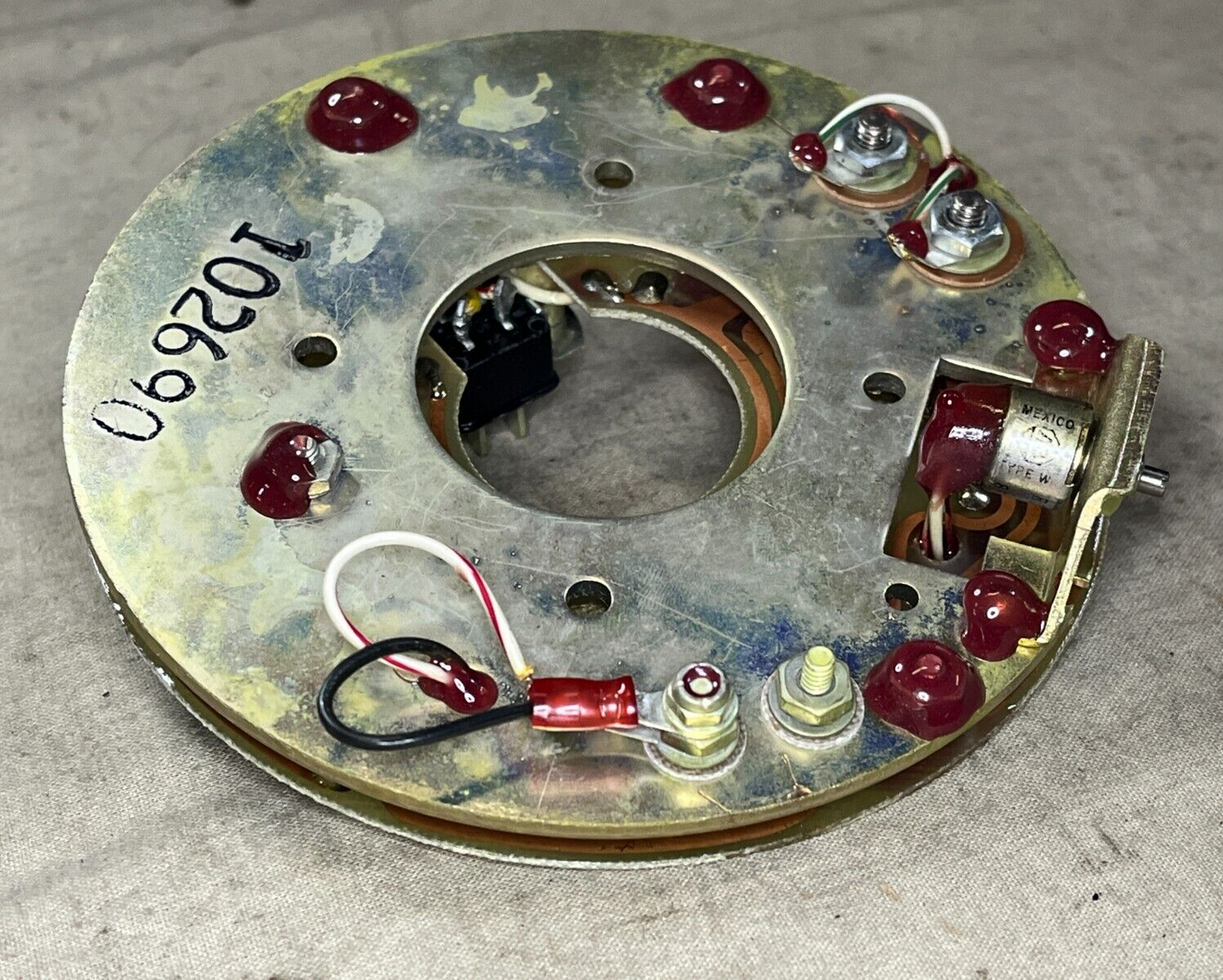 M561 GAMA GOAT ALTERNATOR REGULATOR 60177 945860 R214060177 2920-00-928-6144