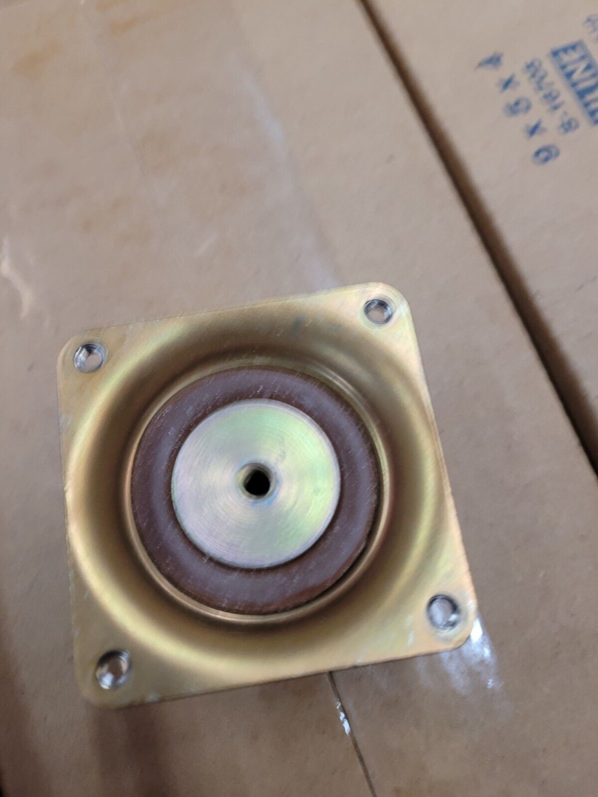 ANTI-VIBRATION SYSTEM RESILIENT MOUNT 15332 A3013150-1 STEEL 4 HOLE FLANGE
