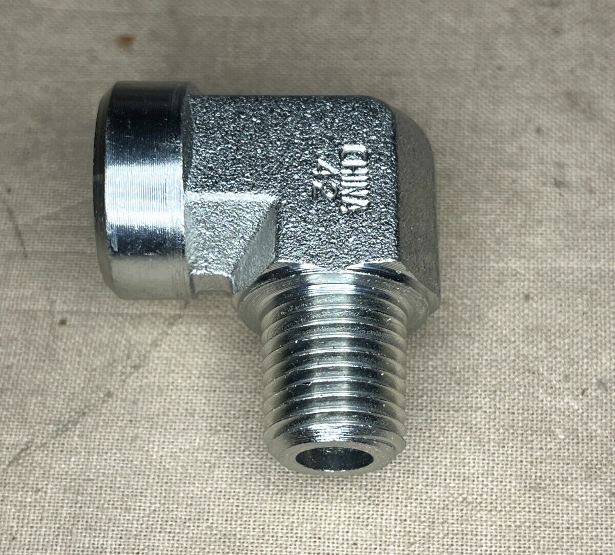 HEMTT AMPV TRUCK EATON 2089-4-4S STEEL PIPE ELBOW 1/4" 8169127 4730-00-035-8036