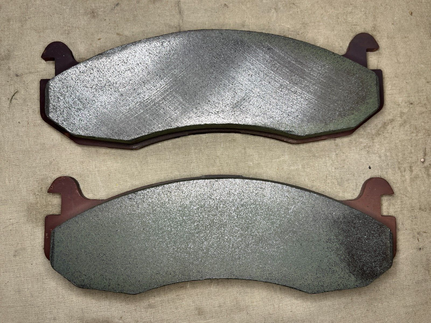 HMMWV AM GENERAL 57K3565 FRONT OR REAR AXLE BRAKE SHOE SET 2530-01-477-4194 NOS