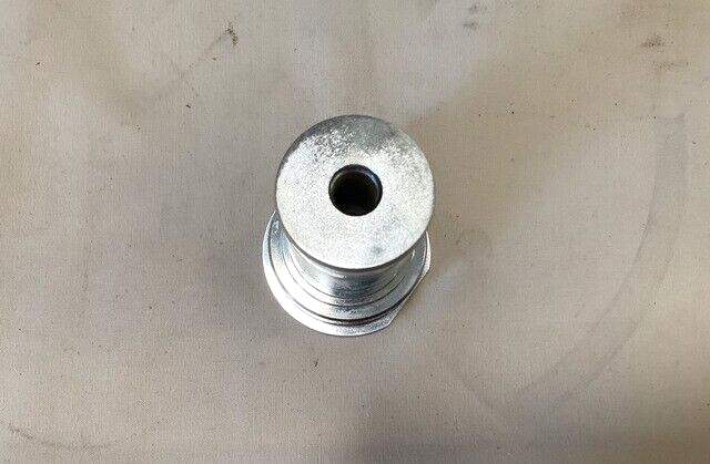 (1EA) M1000 CHETTL TRAILER SW34178 SCREW THREAD INSERT SW32330 5325-01-358-9203