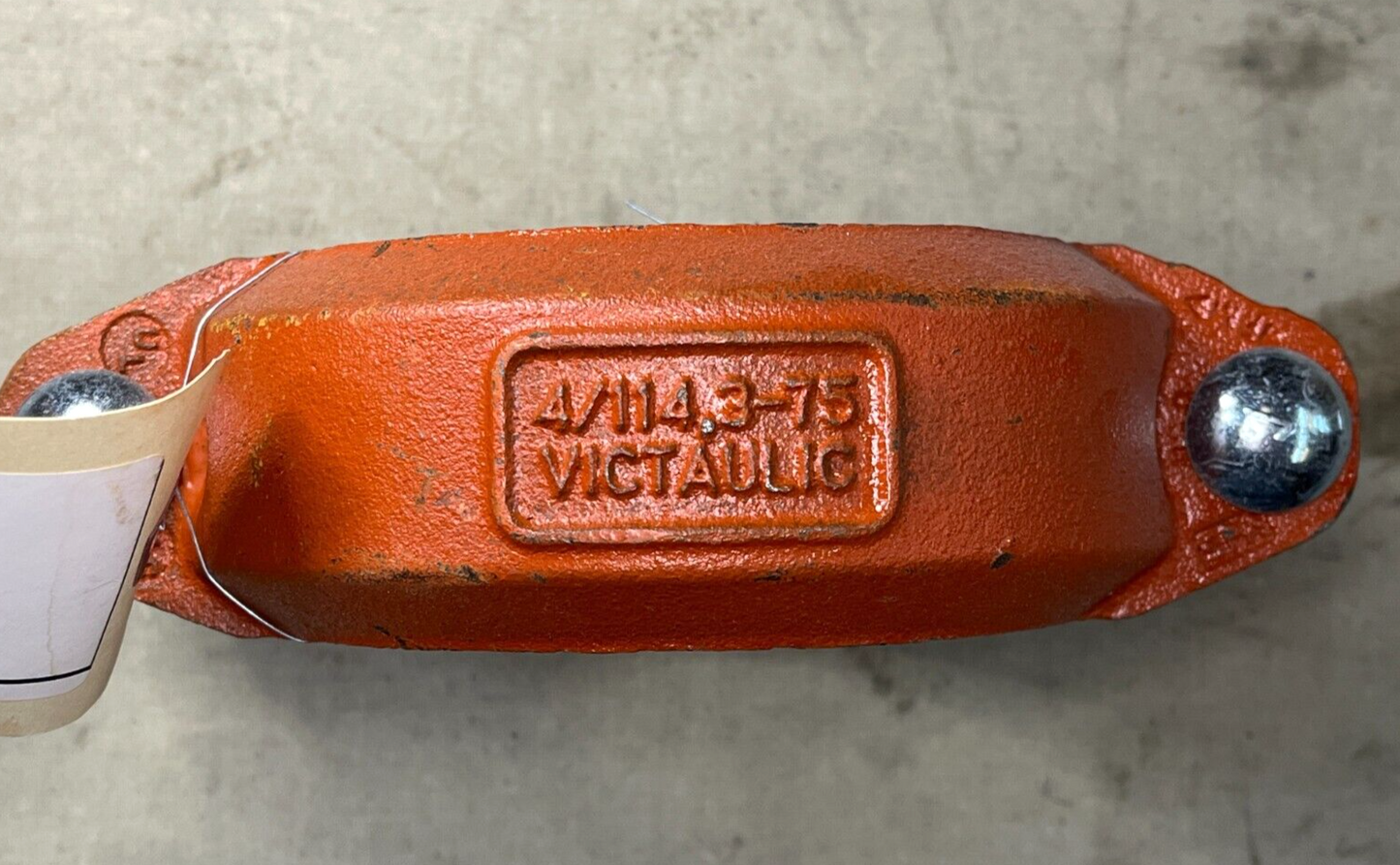 VICTAULIC 4/114.3-75 4'' GROOVED CLAMP COUPLING L040075PTO 5342-00-159-4562 NOS