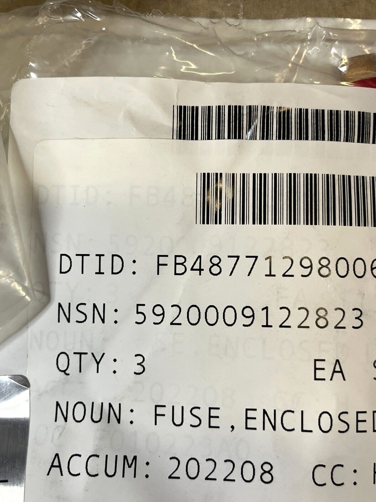 AIRCRAFT T-37 MS28937-10 INCLOSED LINK FUSE SAE-AS5372 MS271211 5920-00-912-2823