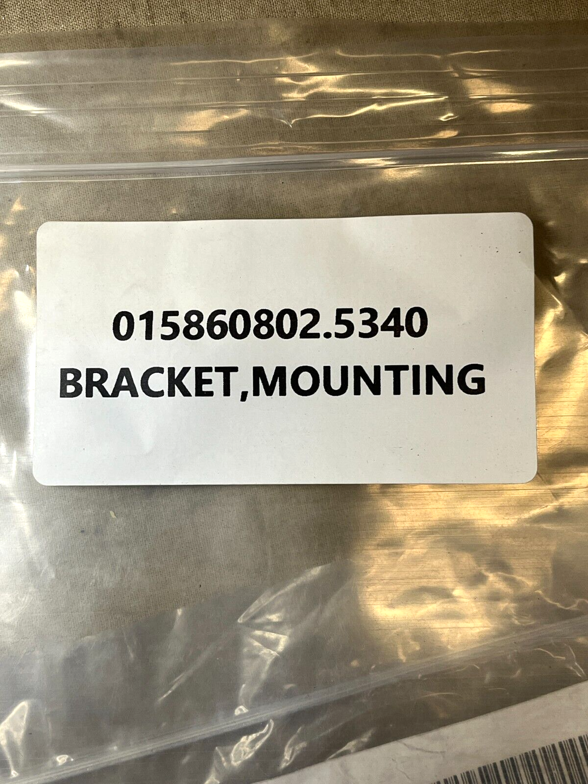 MRAP-MATV 0903234033 MOUNTING UPPER BRACKET WINDSHIELD 5340-01-586-0802 NOS