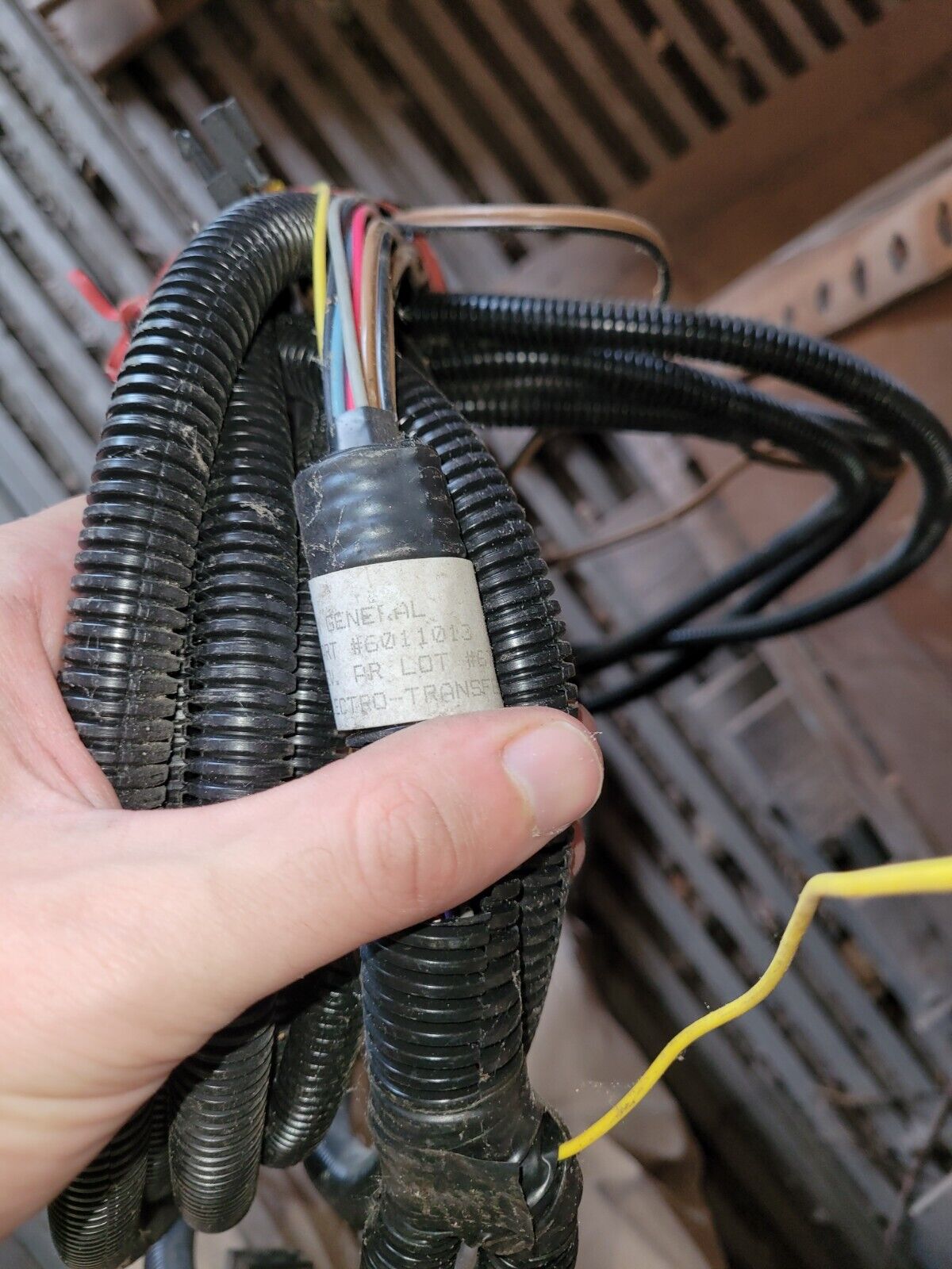 HUMMVER H1 HUMVEE RADIO WIRING HARNESS WIRE HARNESS, RADIO (STANDARD)