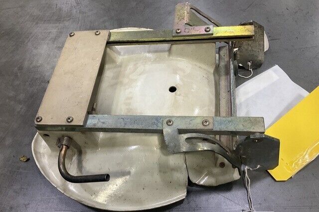 FIGHTING VEHICLE SYSTEMS, BRADLEY VEHICULAR SEAT 12933518 2540-01-437-3317