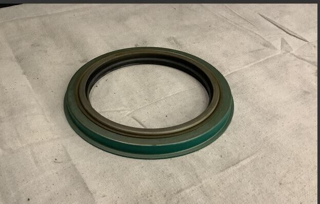 M915 HUB SEAL WHEEL BEARING M916A1 10 TON