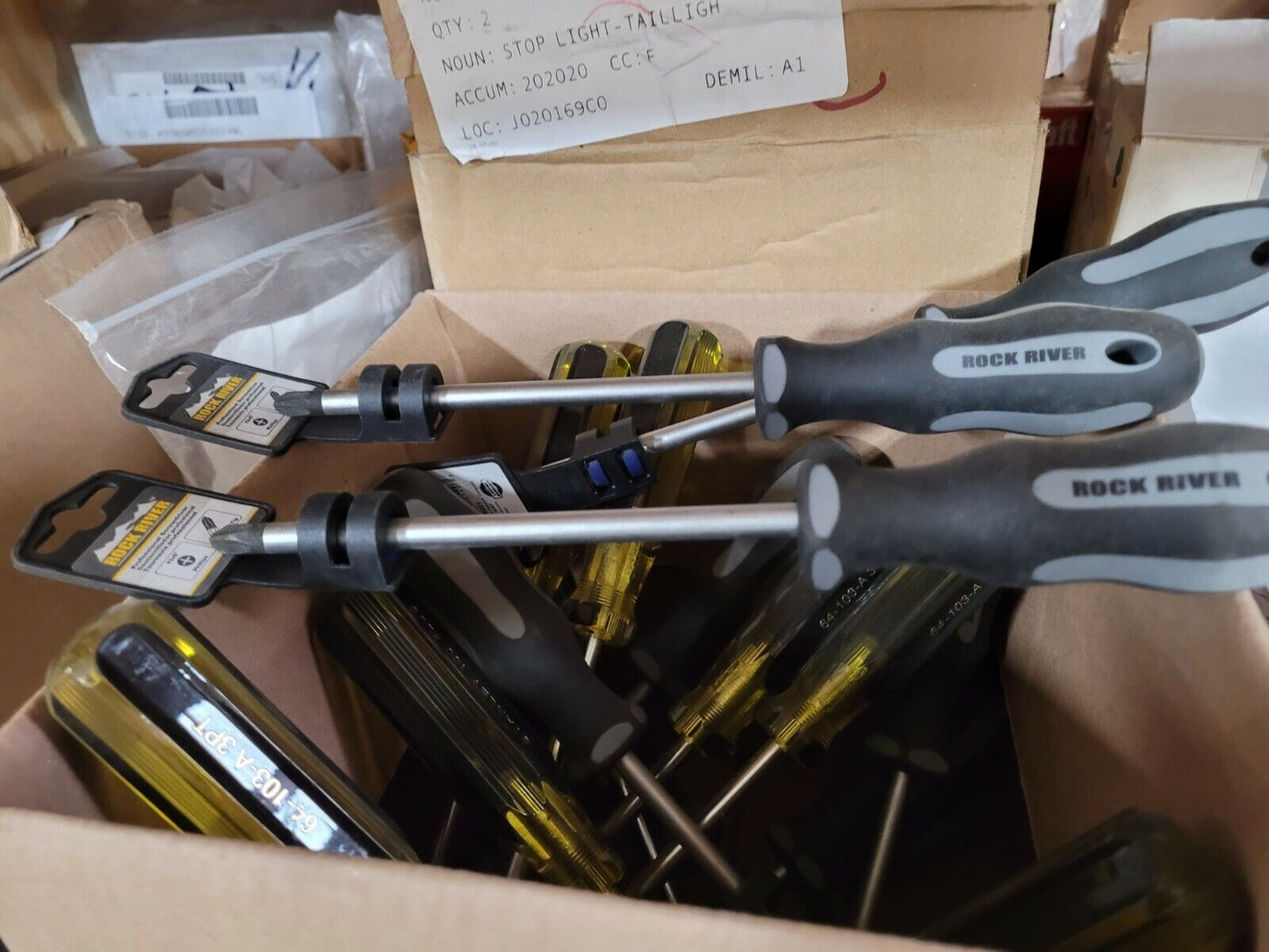 Stanley 64-103 100 PlusPhillipsTip Screwdriver 3 Pt X 6" LOT OF 6