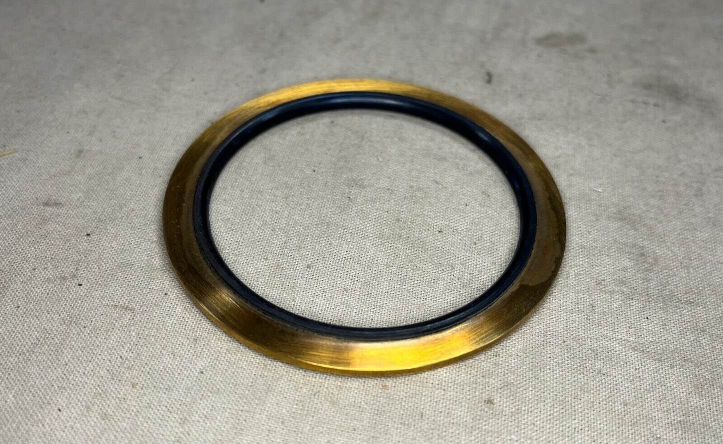 GASKET 803-7063850 013773268 M24748A24 7063850 5330-01-377-3268