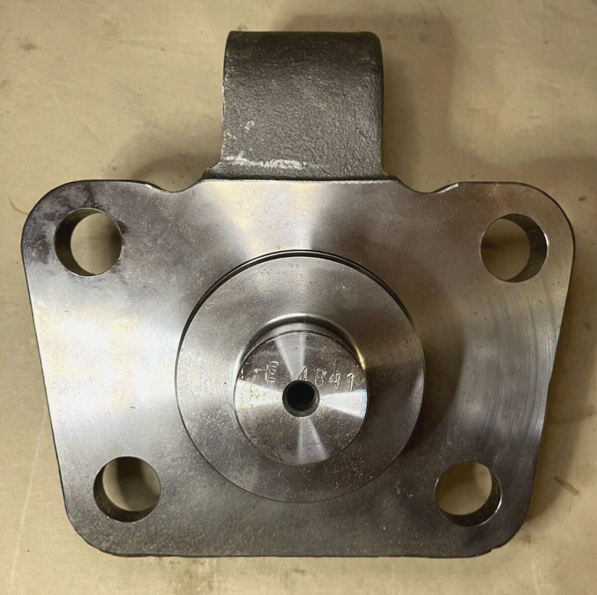 M-915 SERIES, M-916A1 (LET) TRUCK 3280E4841 HDT VEHICLE BRACKET 5342-01-194-0392