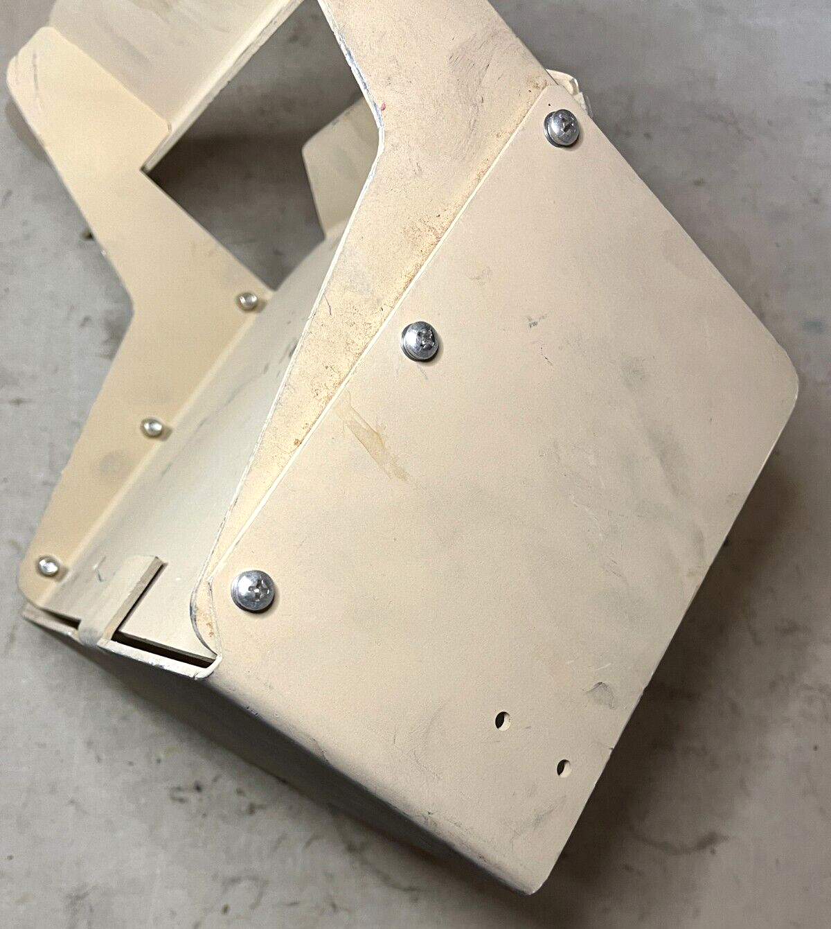 HMMWV HUMVEE SOFT TOP 170442-2 1RWE7 ANTENNA SUPPORT BASE 5985-01-594-2416