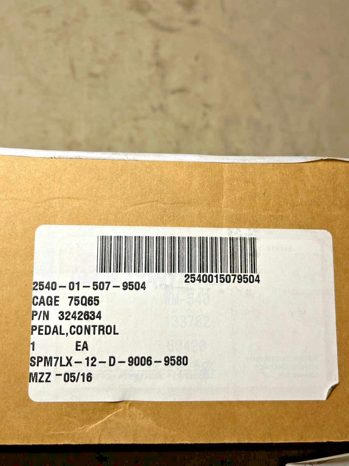 HET M1070, MRAP-M-ATV 133782 THROTTLE PEDAL CONTROL 3242634 2540-01-507-9504
