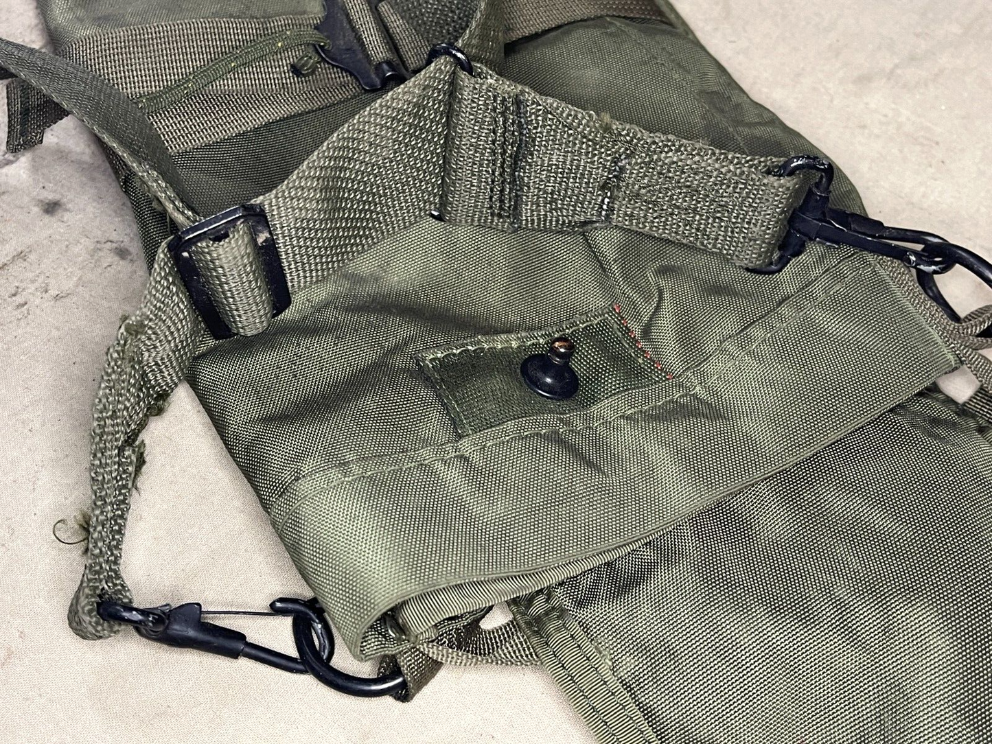 USGI ARMY LAV ANTI-TANK 11733755 CARRYING AIMING POST CASE 1290-01-043-8288