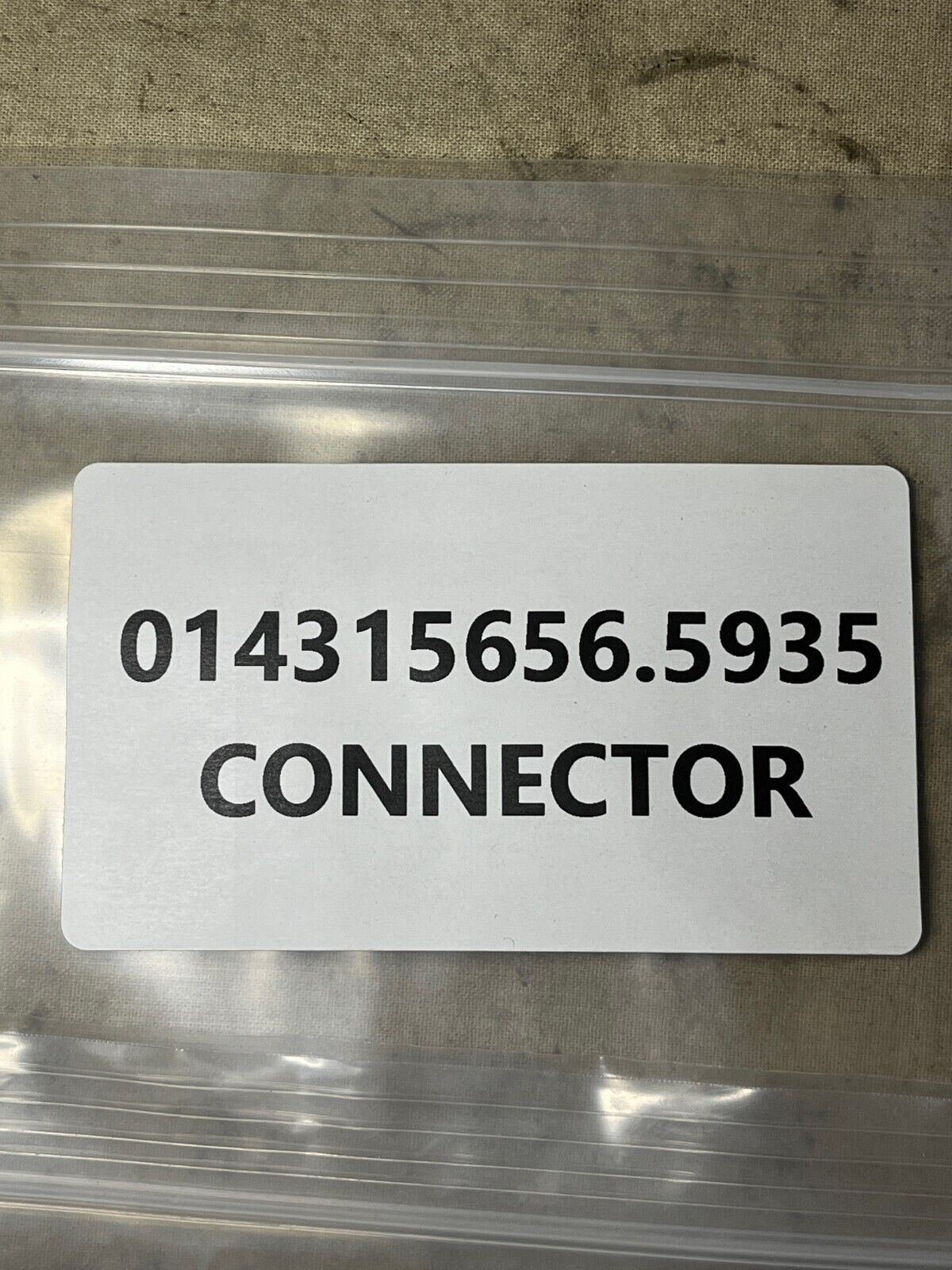 M998 HMMWV MACKENZIE 31597 ELECTRICAL RECEPTACLE CONNECTOR 5935-01-431-5656 NOS