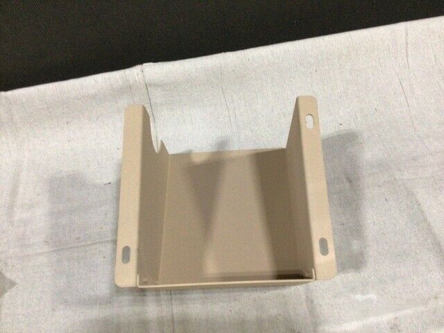 MRAP MAXXPRO NAVISTAR DEFENSE 3688866C1 VEHICLE COMPONENT COVER 2590-01-568-6253