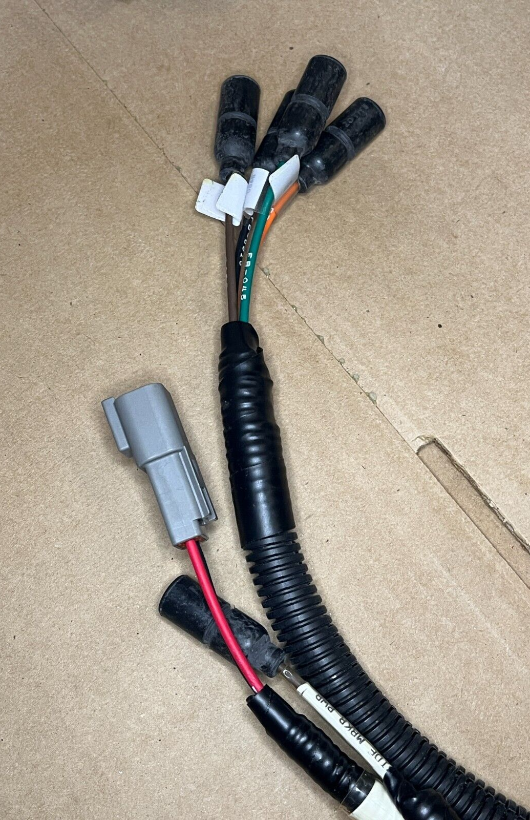 MPCV 10030215 BRANCHED WIRING HARNESS FRONT BUMPER POWER 6150-01-588-3145 NOS