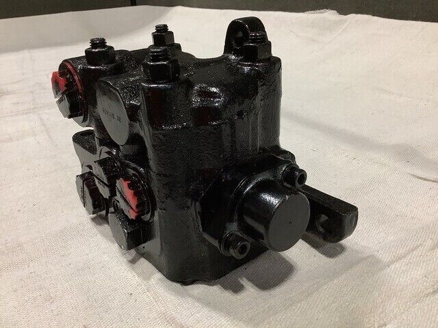 M939 EATON CM11-N02-R17-BL5-21 DIRECTIONAL CONTROL LINEAR VALVE 4820-01-104-9159