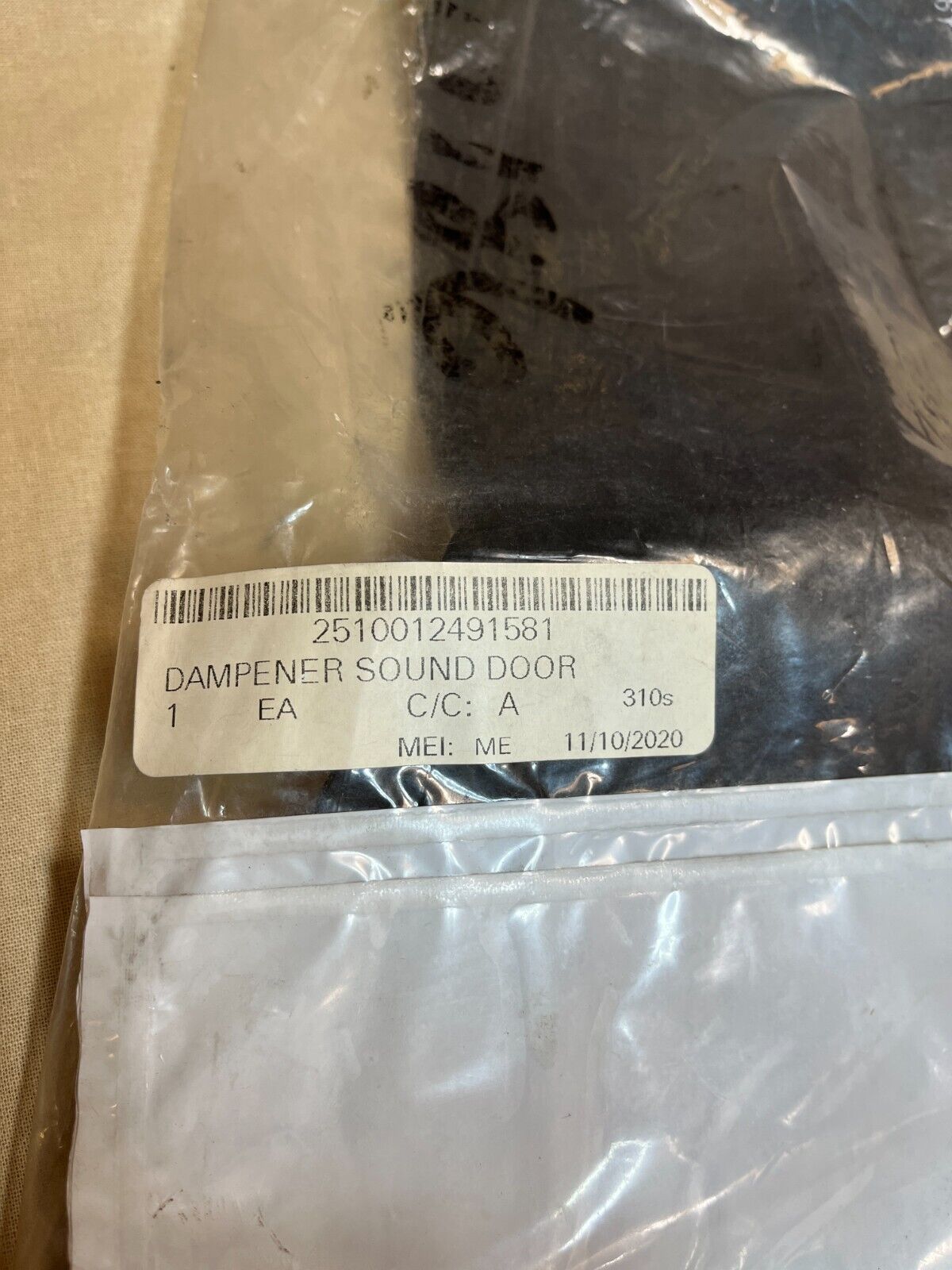 HMMWV HUMVEE CARGO DOOR SOUND DAMPER RH 12339649-2 5590784 2510-01-249-1581