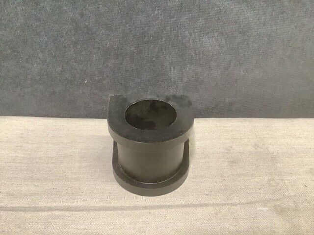 MRAP MAXXPRO DASH NAVISTAR 3880608C1 NON-METALLIC BUSHING 5365-01-585-4440