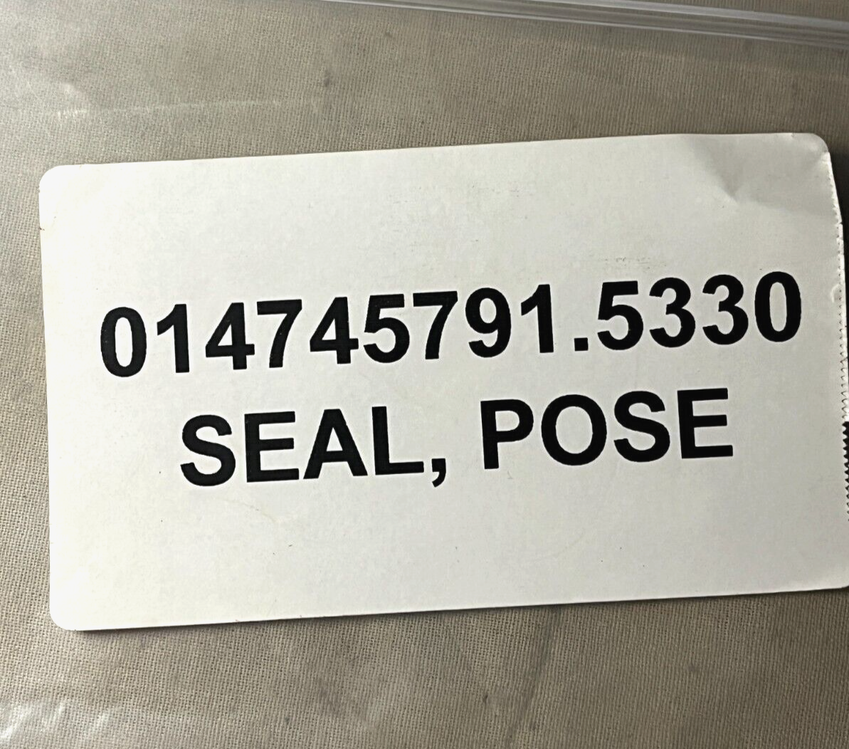 MRAP MATV LVSR TRUCK STRIP POSE SEAL 3007415 100469BX 5330-01-474-5791 NOS
