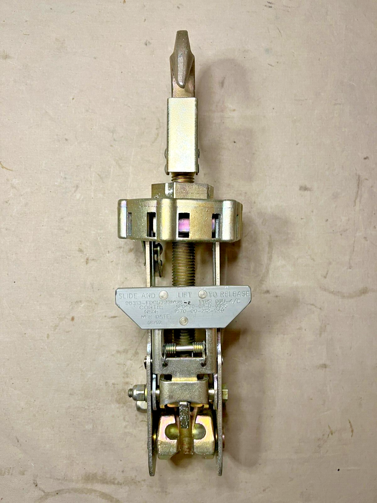 AIRCRAFT CARGO TIE DOWN HOOK LOAD CGU4E, M25959-1B 10000 LBS 1670-00-212-1149