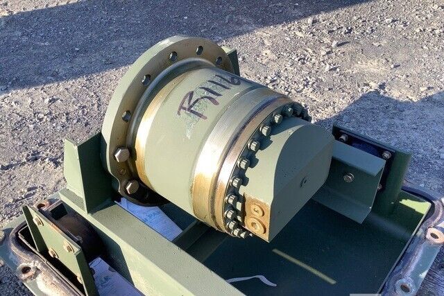 ARMORED BULLDOZER, Hydraulic ACTUATOR W/CONTAINER 57K1020 4810-01-337-8963