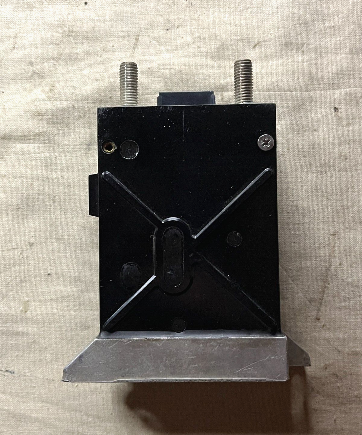 REMOTE CONTROL M83383/02-10 CIRCUIT BREAKER 400 HZ 115V 60 AMP 5925-01-321-1389