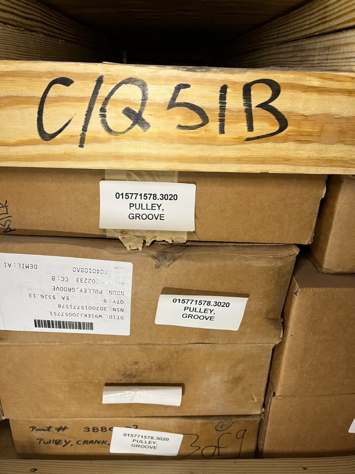 NEW MILITARY OSHKOSH 3880002 ENGINE CRANK, GROOVE PULLEY 3020-01-577-1578