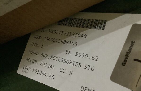 FMTV TRUCK, DUMP 12485747 TOOLBOX ACCESSORIES STOWAGE BOX 2540-01-568-8408