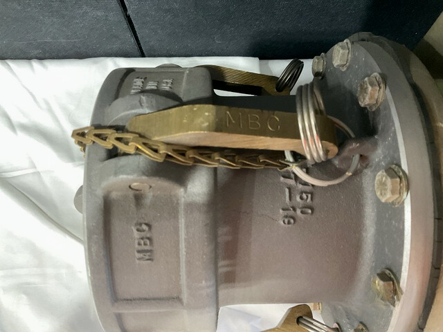 AMPHIBIOUS ASSAULT FUEL SYSTEM PRIDE CAST 12497305 GATE VALVE 4810-01-593-8281