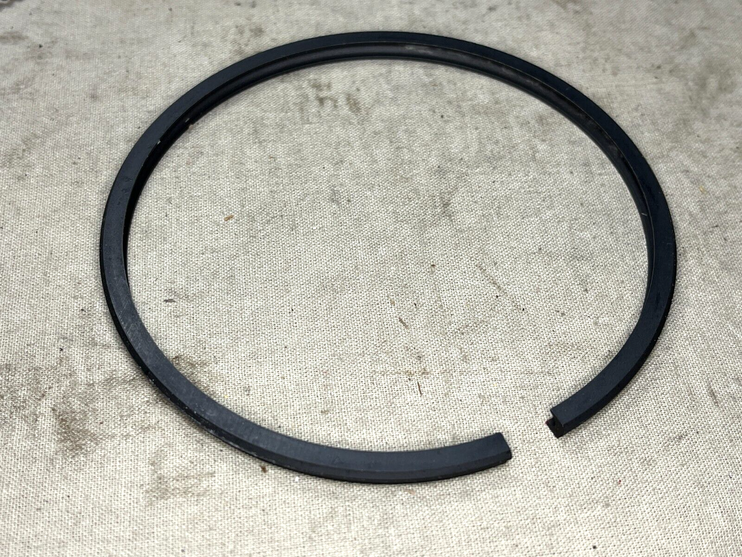 GENUINE M-113A1 M-113A2 KORODY K5198901 PISTON RING SET 5198901 2815-00-890-5019