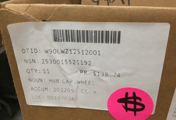 1PC.GENUINE M1 FOV TANK CENTURY PLASTICS 12490289 WHEEL HUB CAP 2530-01-552-1192