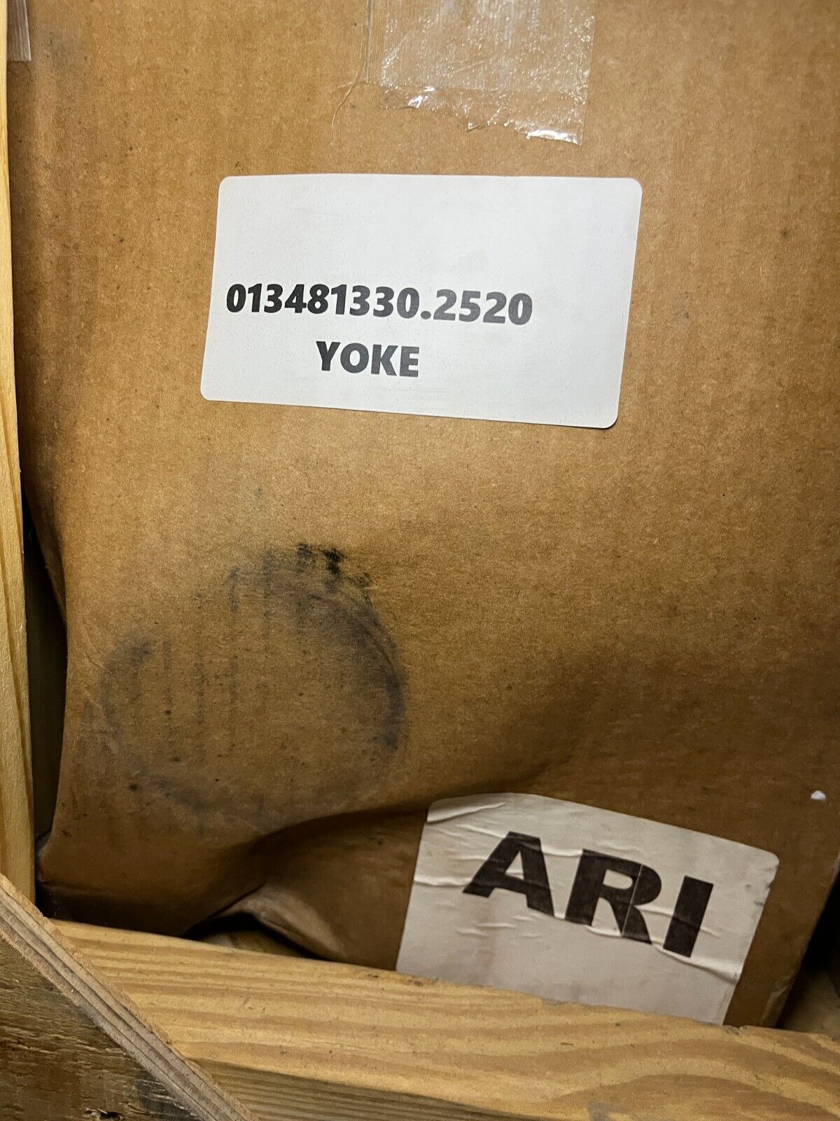 M9 COMBAT EXCAVATOR 2-76294 2.5″ VEHICULAR UNIVERSAL JOINT YOKE 2520-01-348-1330