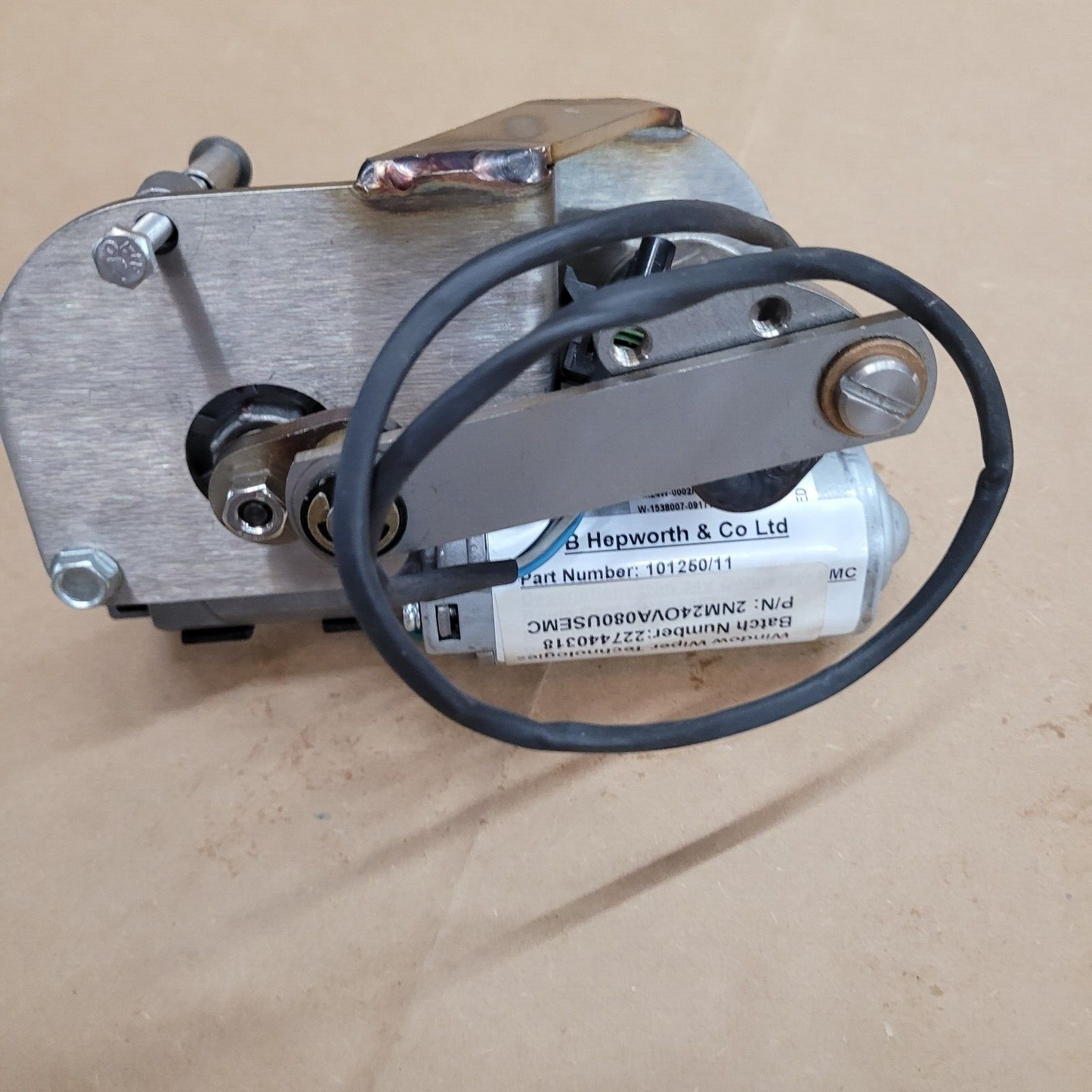 MRAP COUGAR FMTV LMTV MTV WIPER MOTOR 2NM 24V 101250 101250/11 2540-01-555-5028
